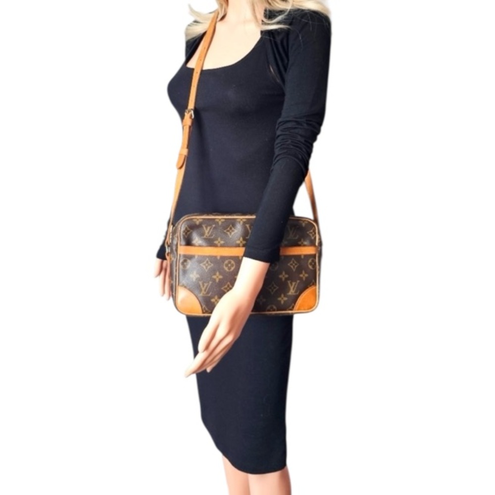 GOOD CONDITION! Authenticated Louis Vuitton Trocadero 27 Shoulder Bag Handbag - Picture 16 of 16